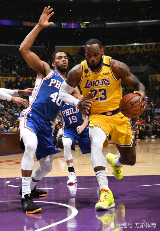 金年会官方网站-关于法兰克福迎NBA季后赛关键赛，今晚更衣室发声，悬念犹存，更衣室氛围转暖的信息